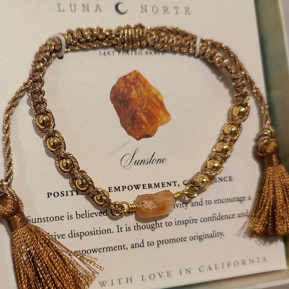 LUNA NORTE 14K GOLD PLATED STAR CRYSTAL CHARM W/ SUNSTONE GEMSTONES BRACELET - Picture 8 of 10